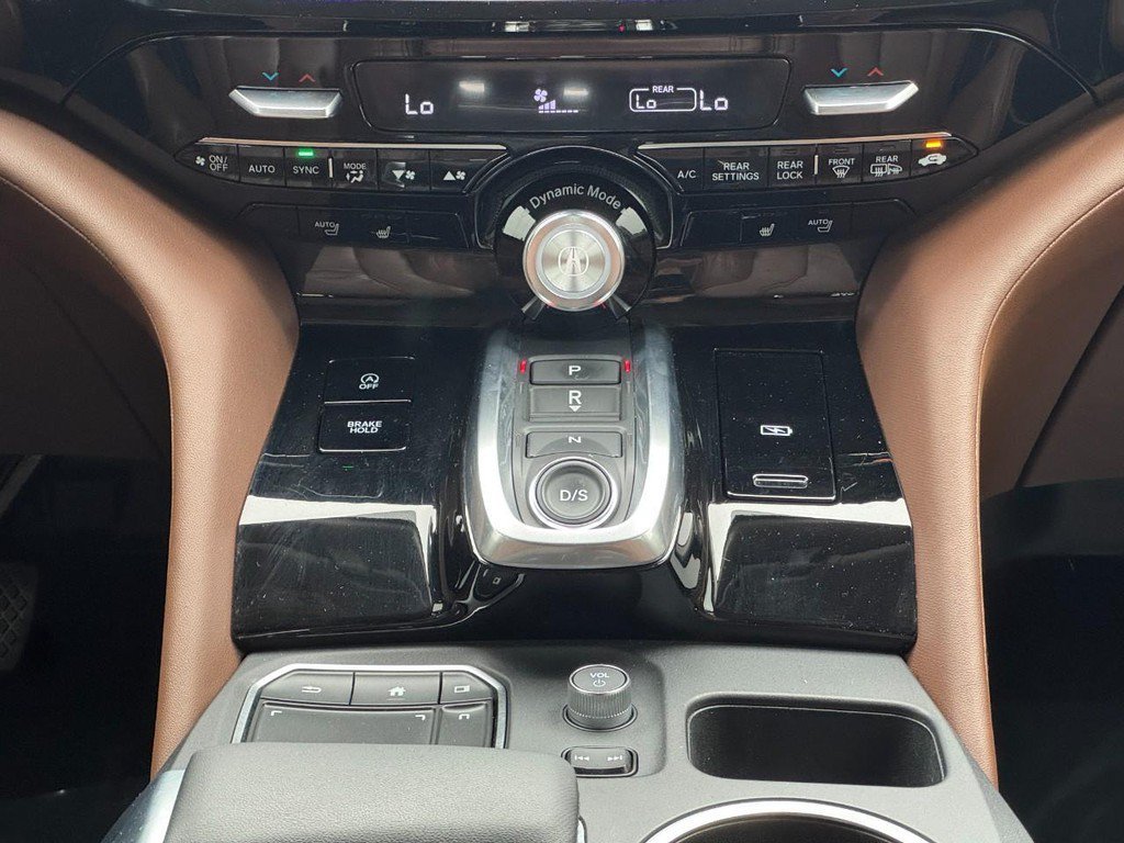 Certified 2024 Acura MDX w/ Technology Package AWD/4WD image 19