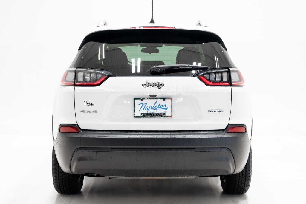 Used 2020 Jeep Cherokee Latitude w/ Cold Weather Group AWD/4WD image 29