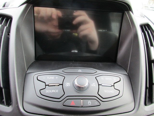 Used 2016 Ford C-MAX SE w/ Equipment Group 202A image 24