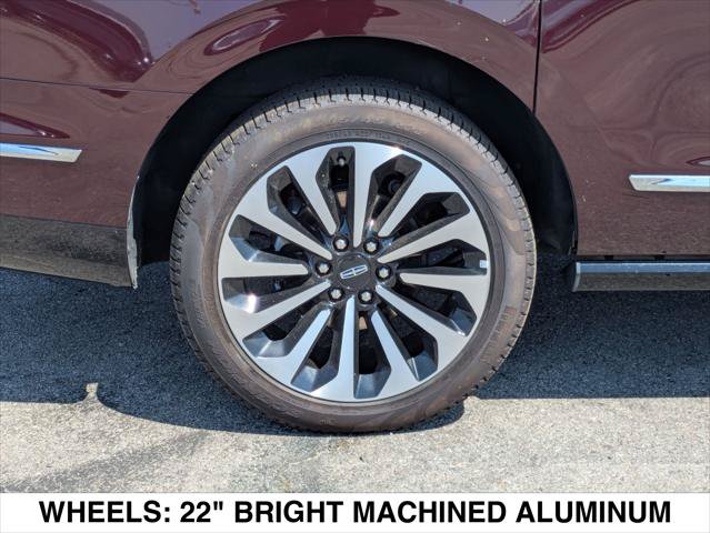 Used 2024 Lincoln Navigator L Reserve AWD/4WD image 9