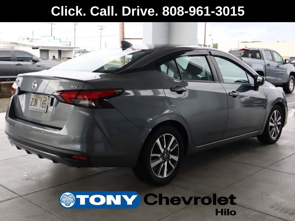 Used 2020 Nissan Versa SV image 5