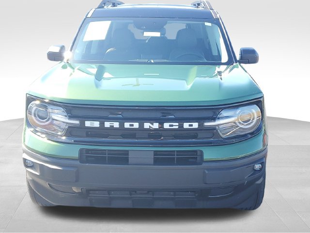 Used 2024 Ford Bronco Sport Outer Banks w/ Tech Package AWD/4WD image 2