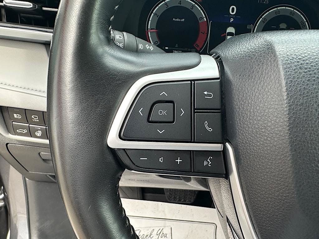 Certified 2023 Toyota Highlander Limited FWD image 25