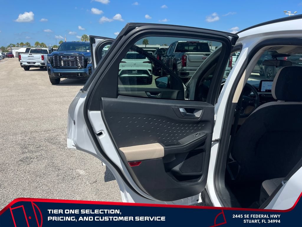 Used 2020 Ford Escape SE FWD image 27