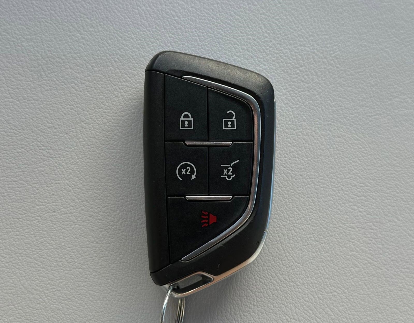 Certified 2024 Cadillac Lyriq Luxury image 24