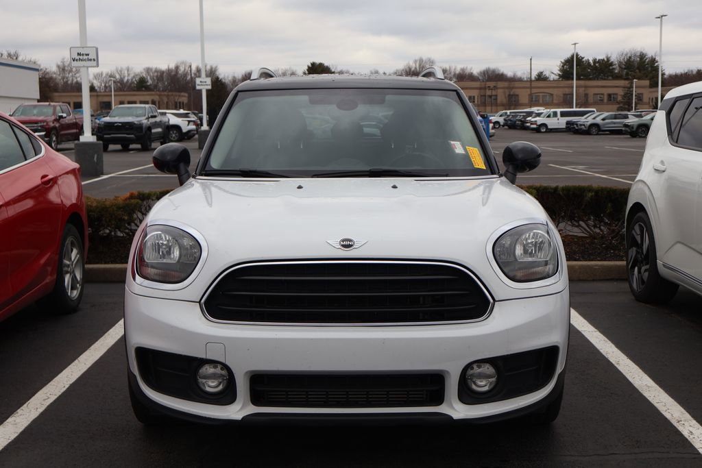 Used 2017 MINI Cooper Countryman image 2