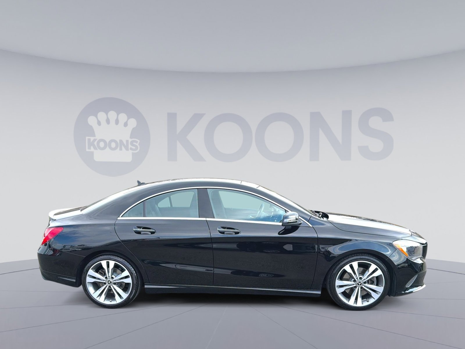 Used 2019 Mercedes-Benz CLA 250 4MATIC image 8