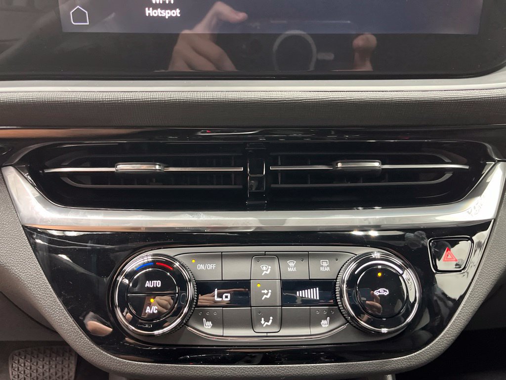 New 2026 Buick Envista Sport Touring w/ Convenience I Package FWD image 15