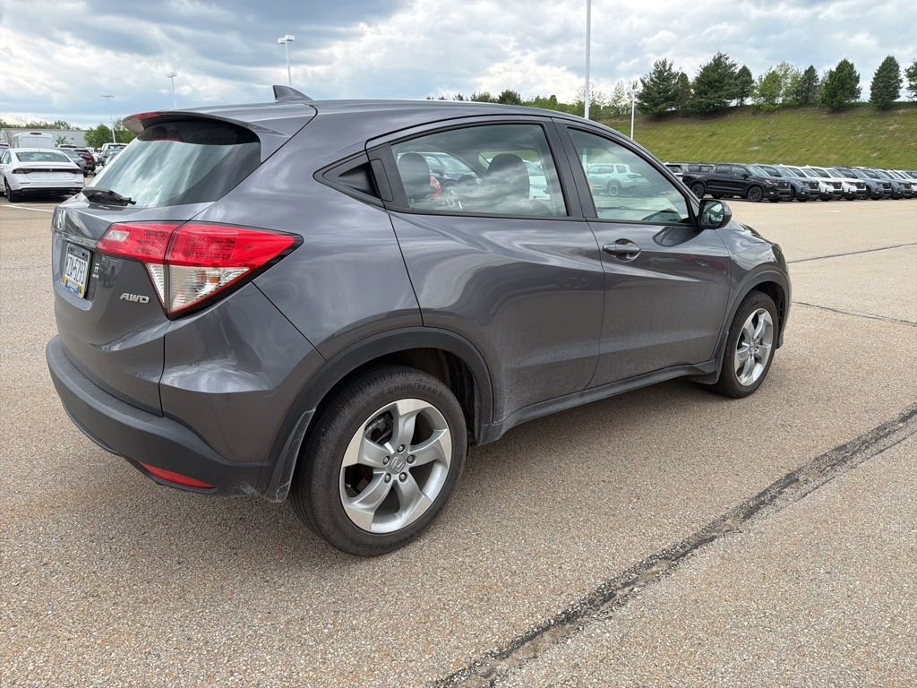 Used 2019 Honda HR-V LX image 3