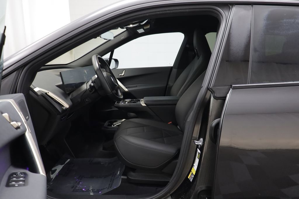 Certified 2024 BMW iX xDrive50 w/ Convenience Package image 5