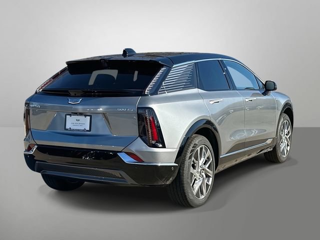 New 2026 Cadillac Optiq Luxury 1 image 14