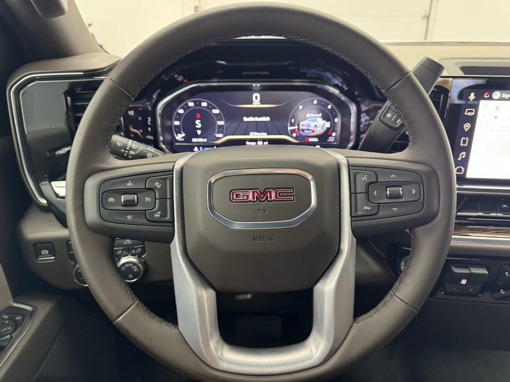 Used 2025 GMC Sierra 1500 SLE image 17