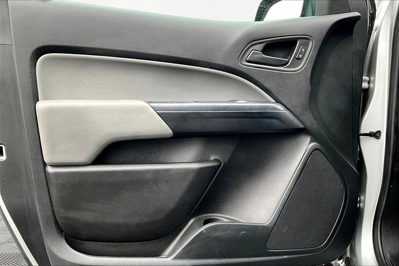 Used 2020 Chevrolet Colorado W/T w/ WT Convenience Package image 22