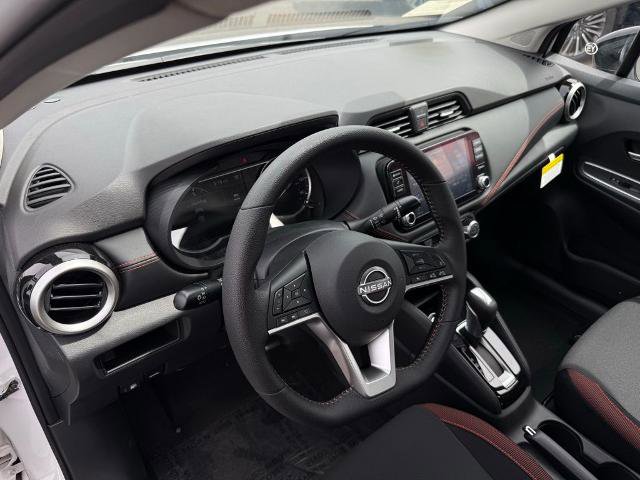New 2025 Nissan Versa SR w/ Trunk Package FWD image 17