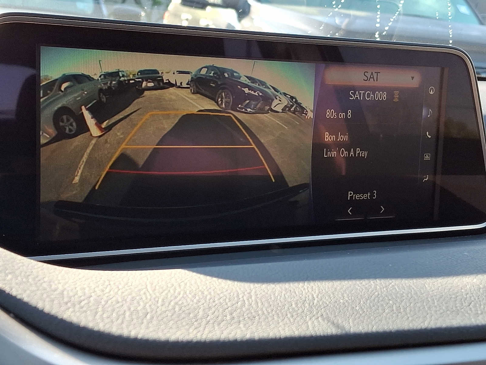 Used 2019 Lexus RX 450h AWD w/ Navigation Package image 16