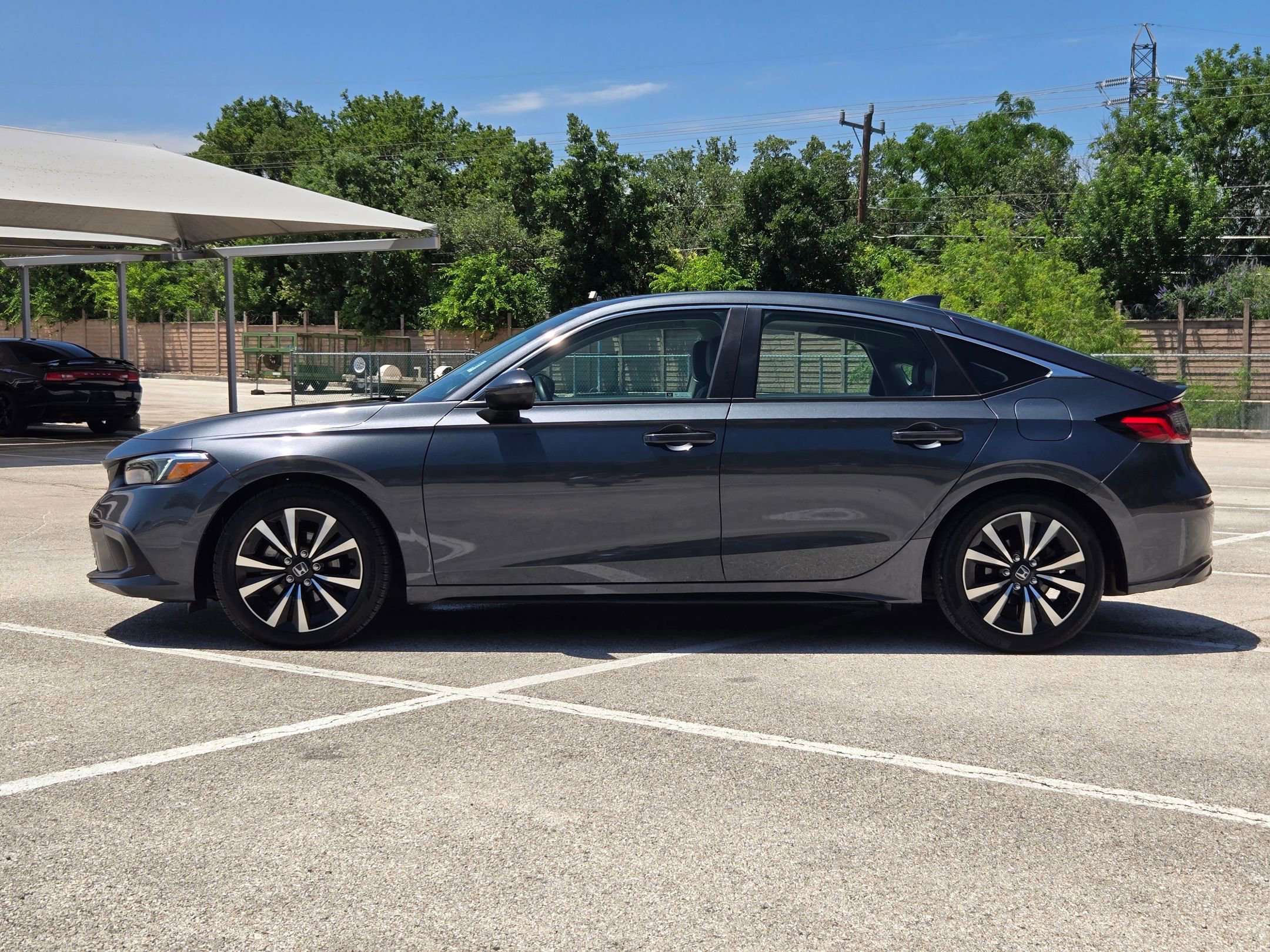 Used 2023 Honda Civic EX-L image 7