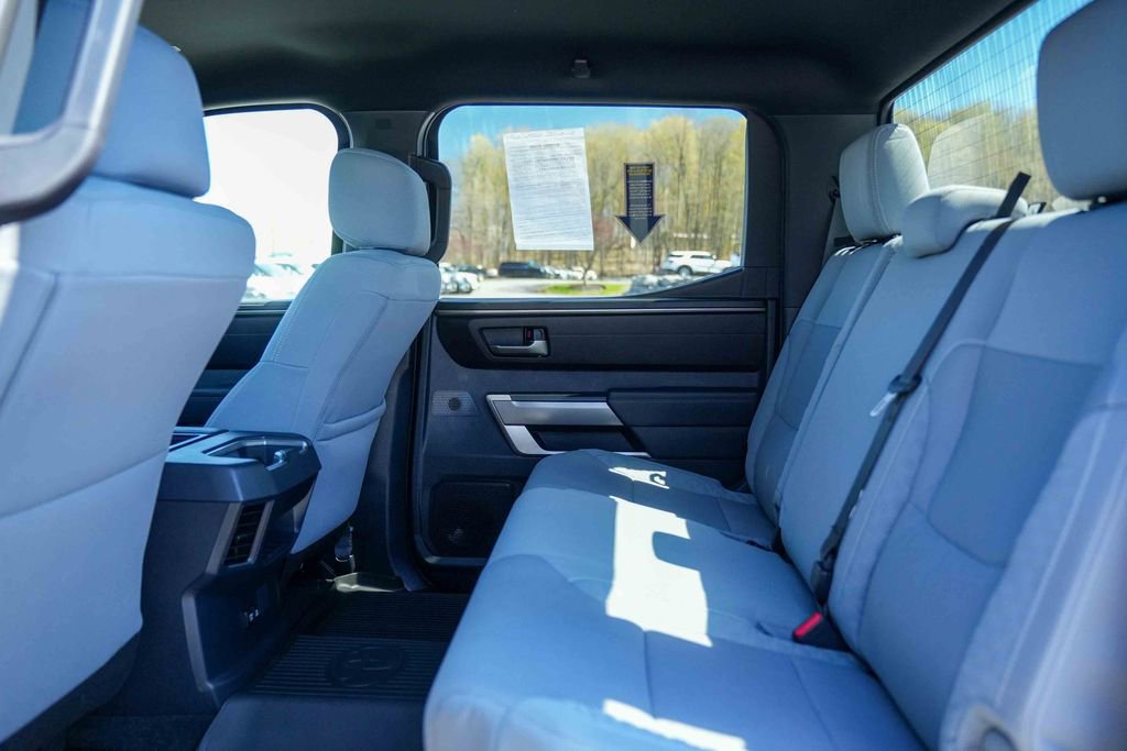 Used 2025 Toyota Tundra SR5 AWD/4WD image 21