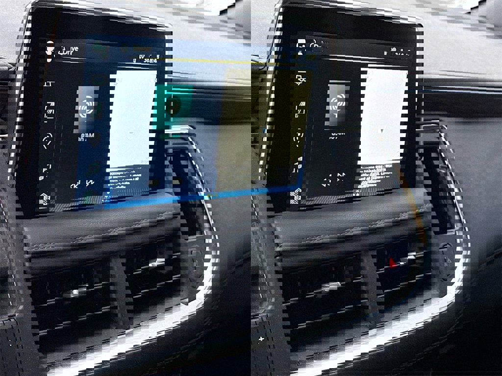 Used 2022 Chevrolet Tahoe LT w/ Luxury Package image 4