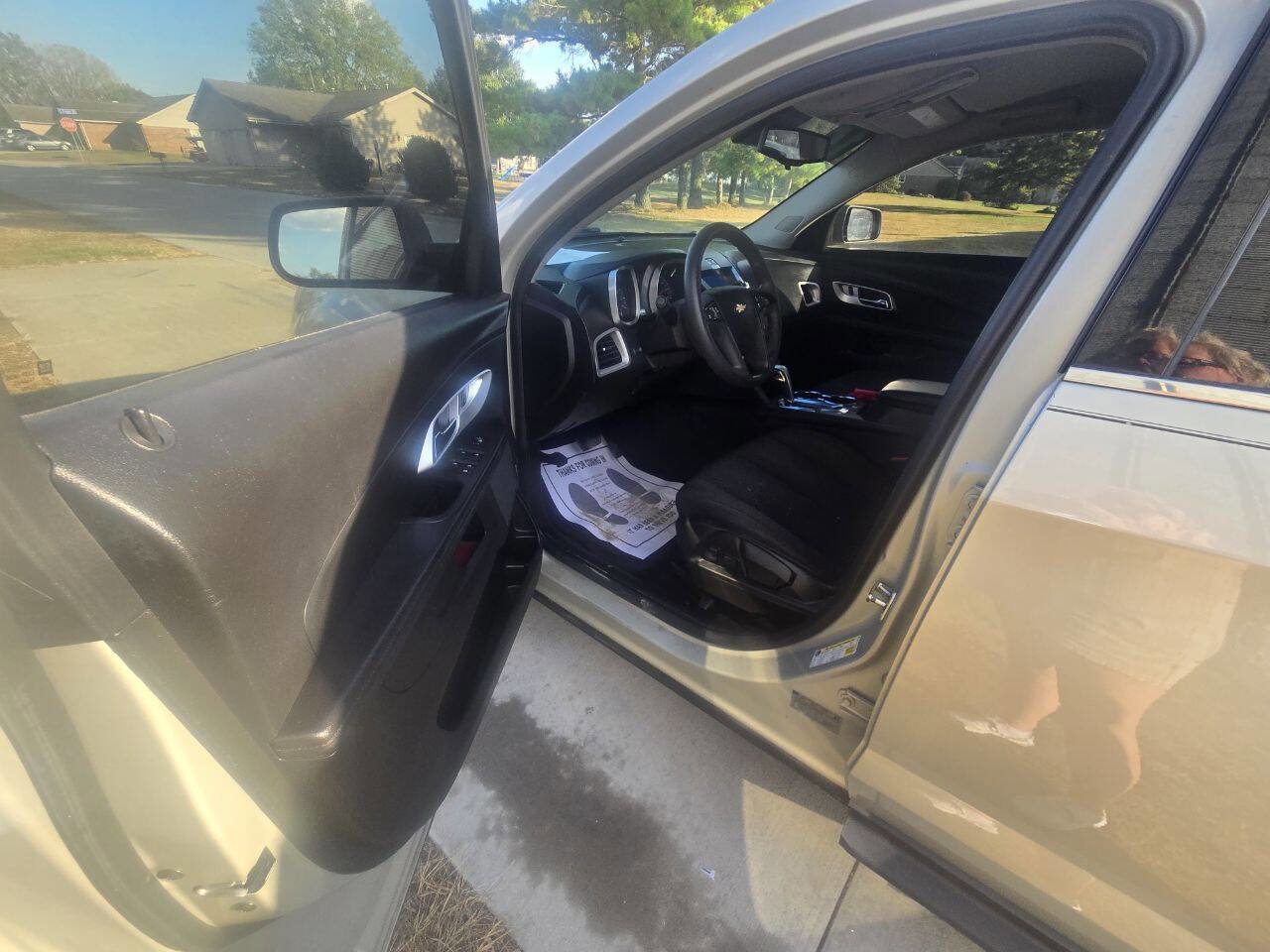 Used 2015 Chevrolet Equinox LS image 10