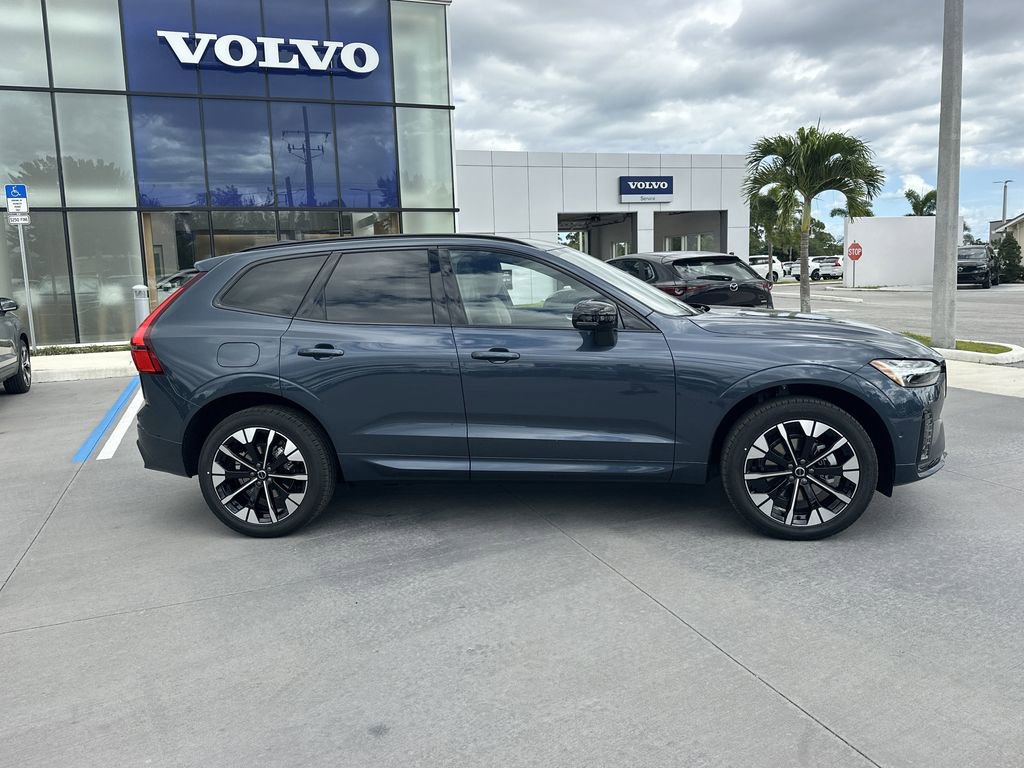 New 2026 Volvo XC60 B5 Plus w/ Protection Package Premier image 5