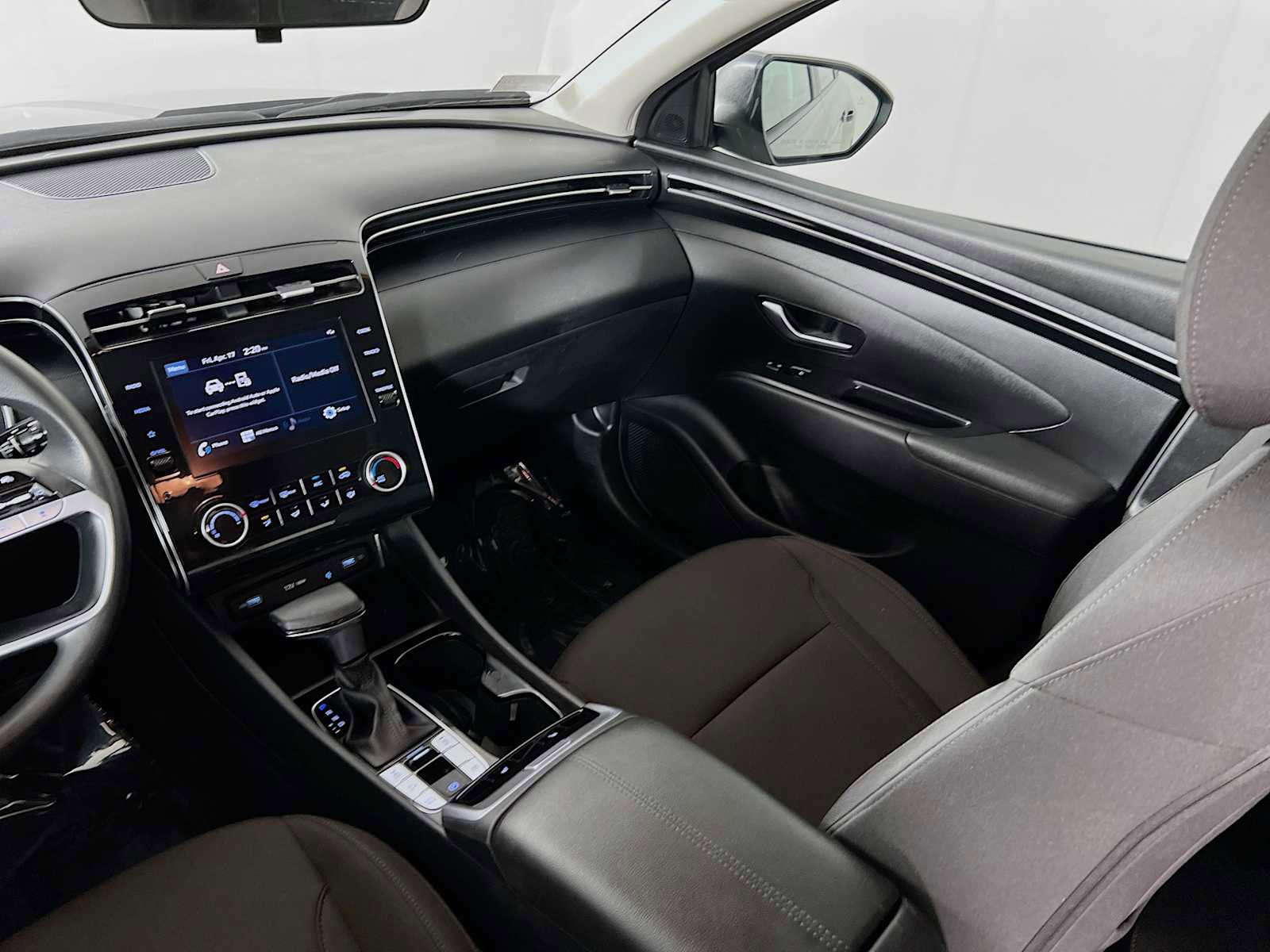 Certified 2023 Hyundai Tucson SEL image 23