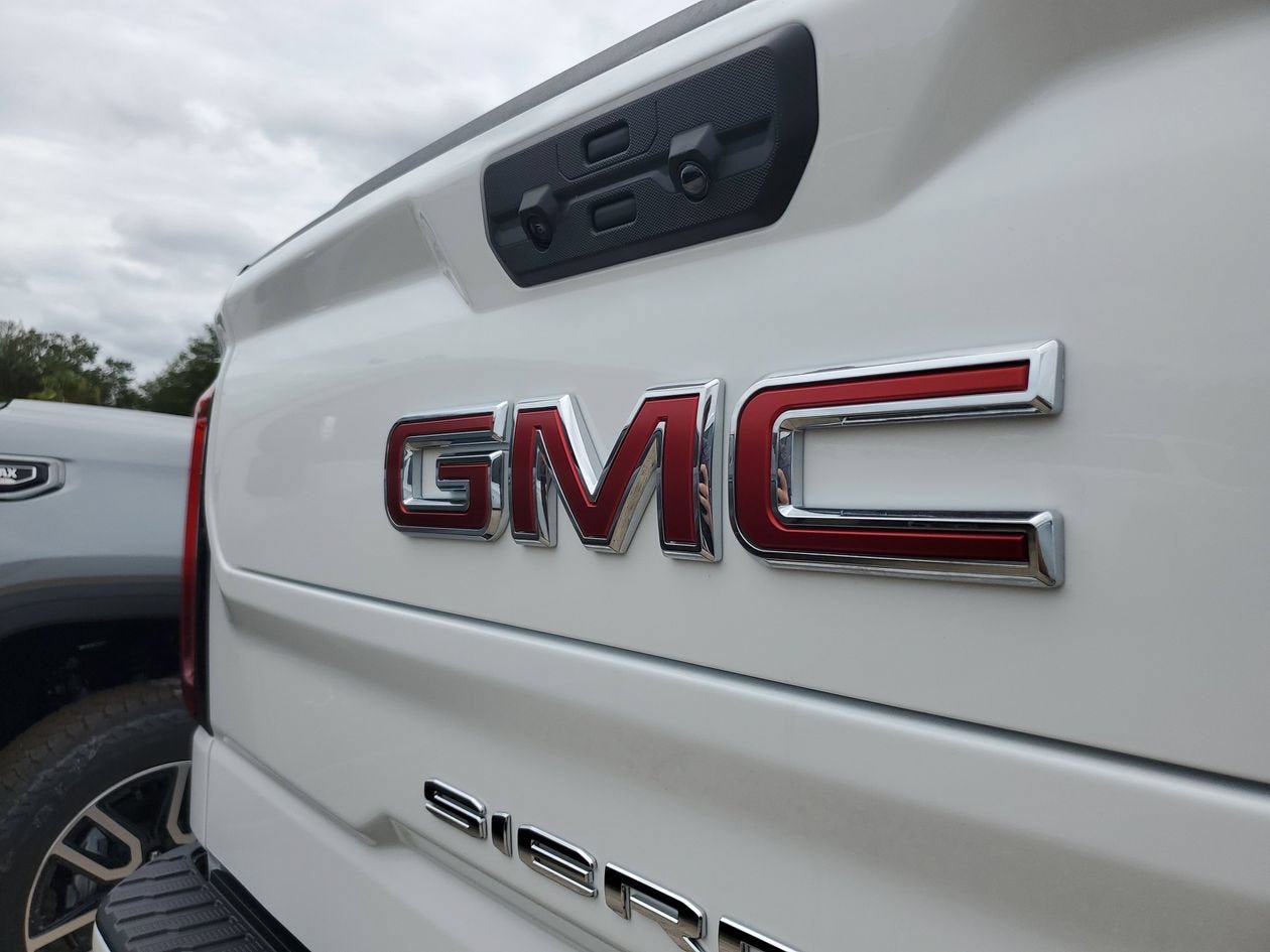 New 2026 GMC Sierra 1500 AT4 w/ AT4 Premium Package AWD/4WD image 7