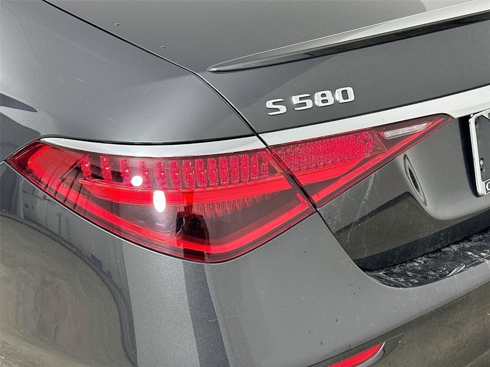 Certified 2022 Mercedes-Benz S 580 4MATIC Sedan image 9