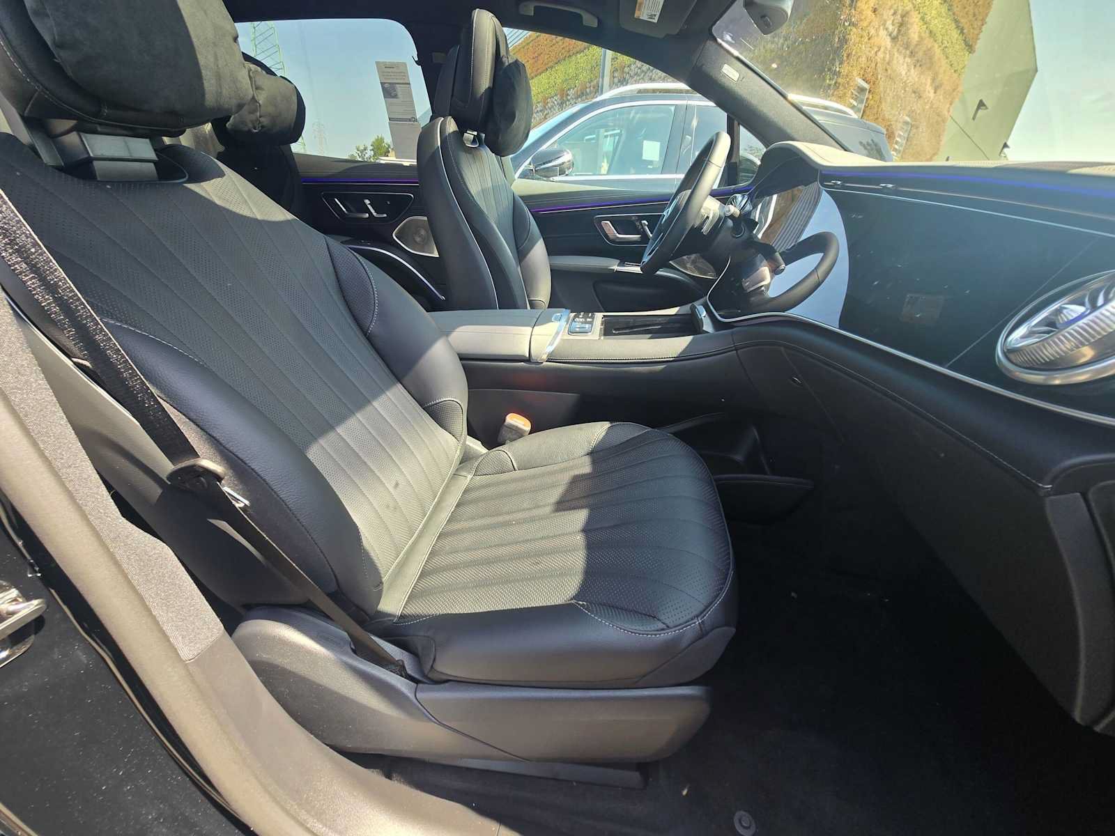 New 2026 Mercedes-Benz EQS 400 4MATIC SUV image 10