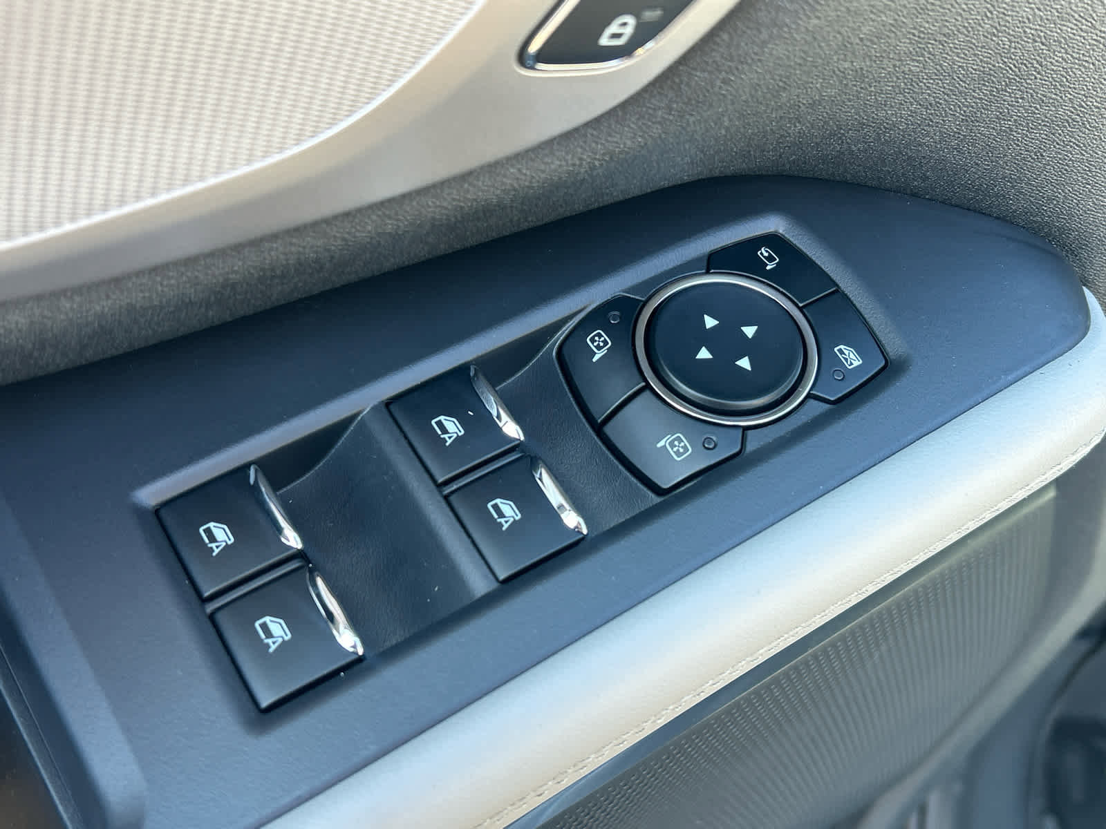 New 2026 Ford Expedition Active image 23