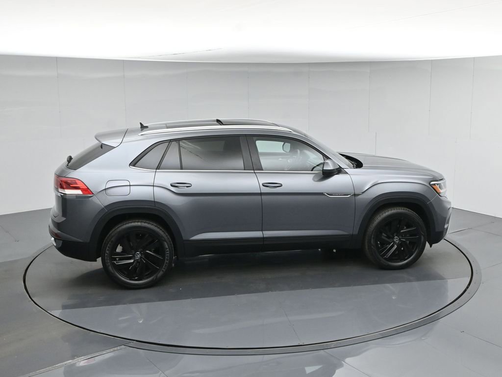 Used 2023 Volkswagen Atlas Cross Sport SE w/ Panoramic Sunroof Package image 46