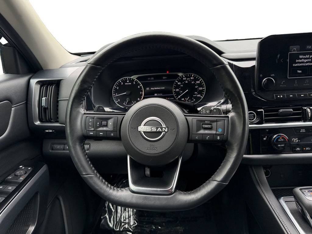 Used 2023 Nissan Pathfinder SL w/ Black Appearance Package AWD/4WD image 12