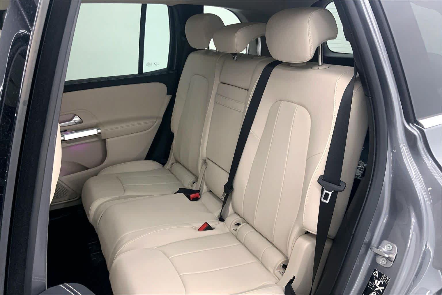 New 2026 Mercedes-Benz GLB 250 image 7
