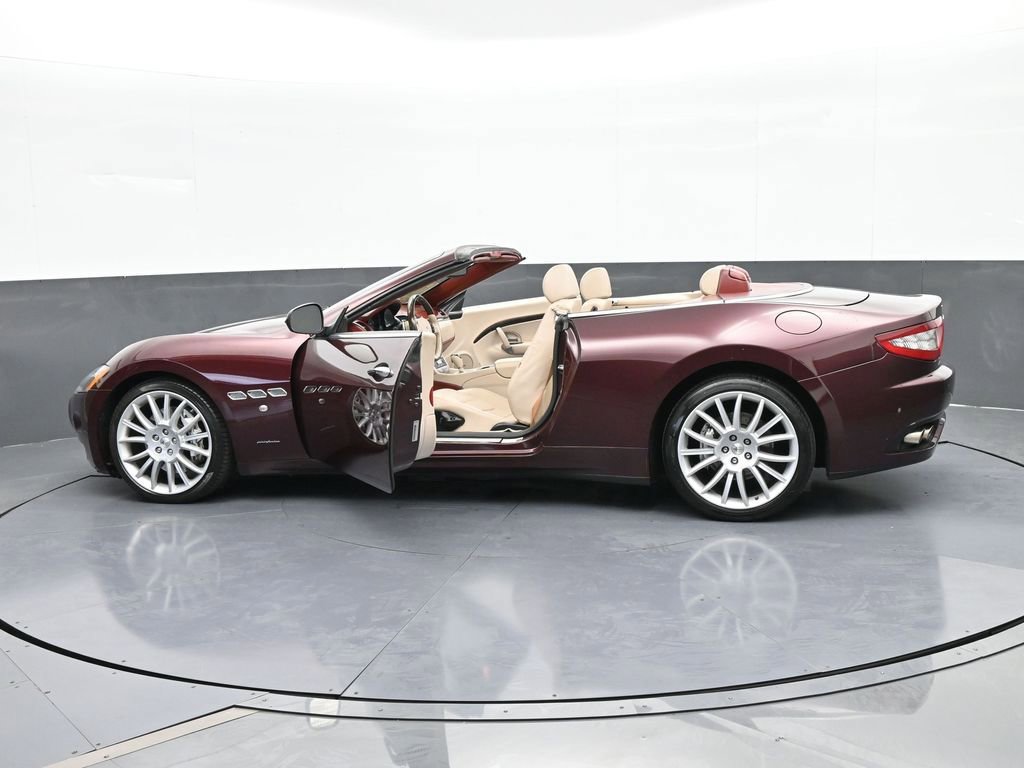 Used 2015 Maserati GranTurismo Convertible image 65