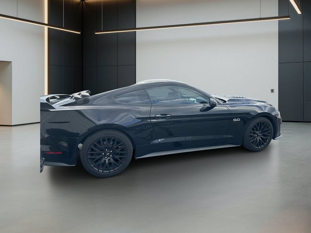 Used 2018 Ford Mustang GT w/ GT Performance Package RWD image 6