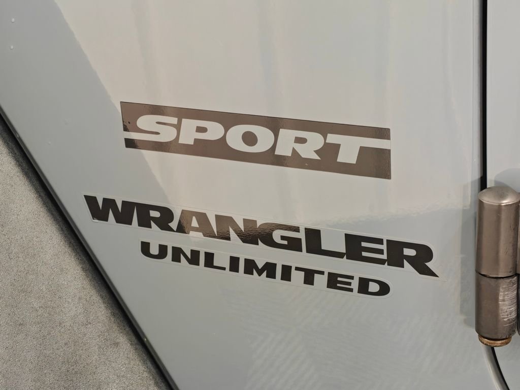Used 2015 Jeep Wrangler Unlimited Sport w/ Quick Order Package 24S image 27