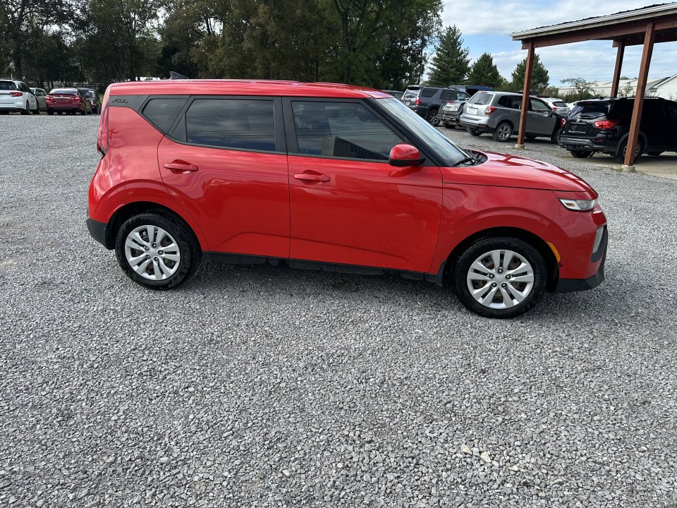 Used 2020 Kia Soul LX FWD image 4