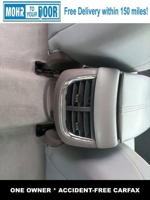 Used 2023 Chevrolet Malibu LT image 32