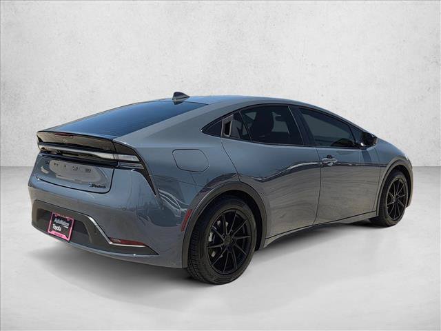 Used 2023 Toyota Prius Prime FWD image 5