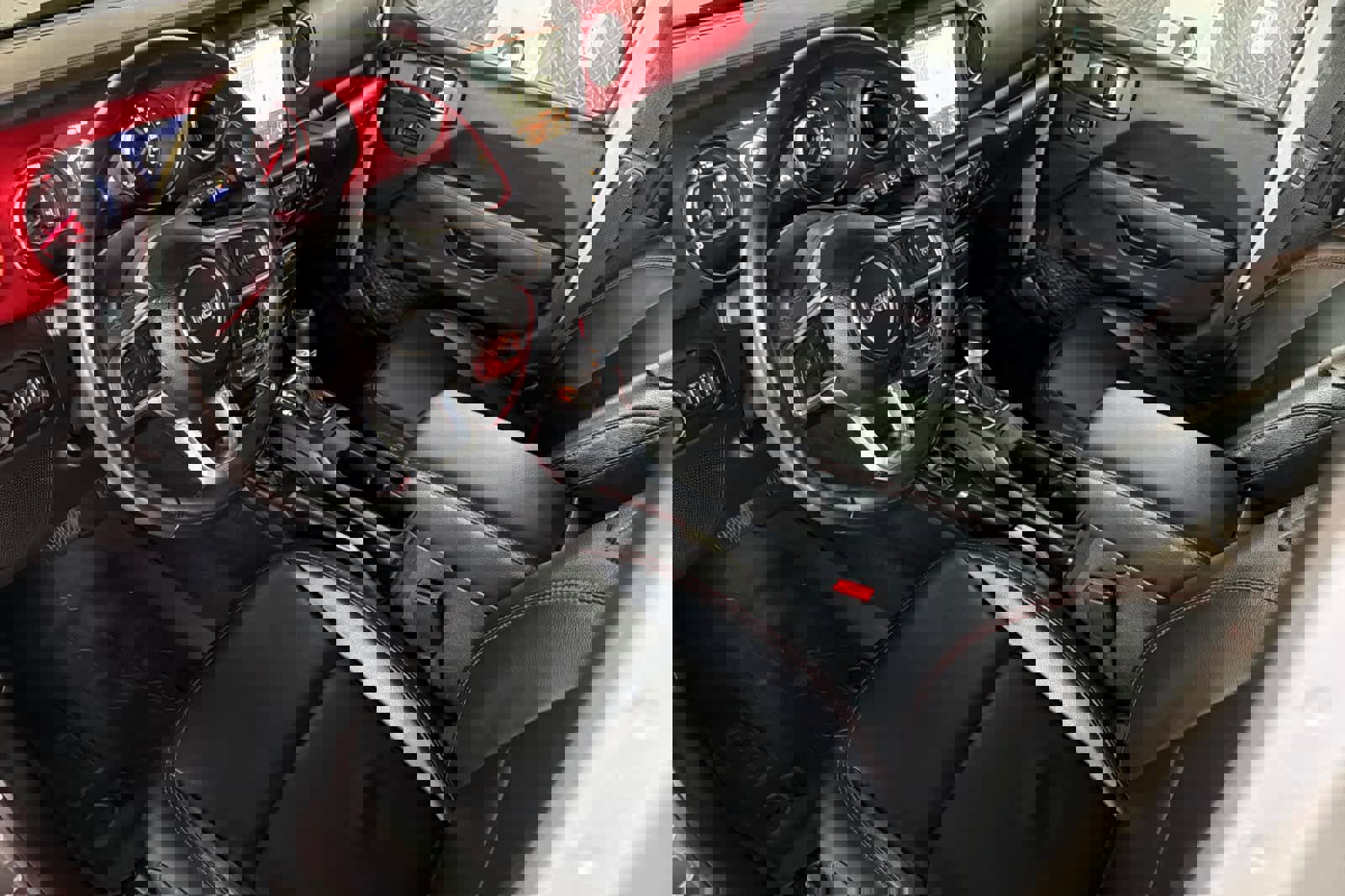 Used 2021 Jeep Wrangler Unlimited Rubicon image 13