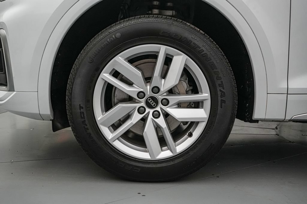 Used 2023 Audi Q5 2.0T Premium w/ Convenience Package AWD/4WD image 10