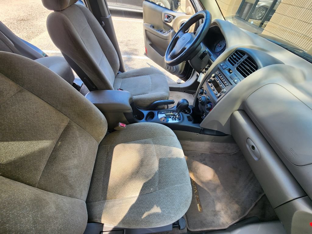 Used 2004 Hyundai Santa Fe GLS FWD image 11