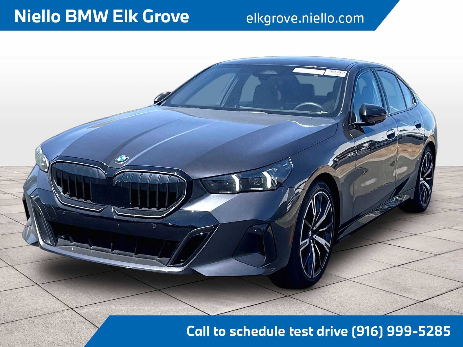 Used 2024 BMW 540i xDrive w/ Premium Package AWD/4WD video 1