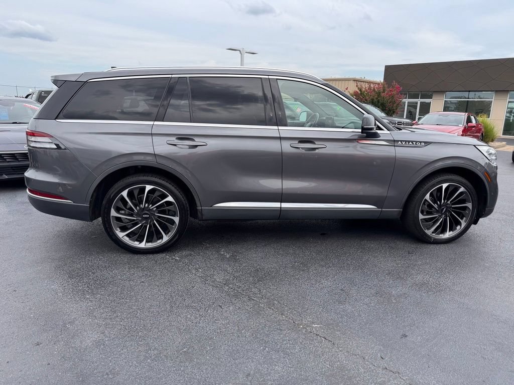 Used 2021 Lincoln Aviator Reserve w/ Equipment Group 202A AWD/4WD image 6