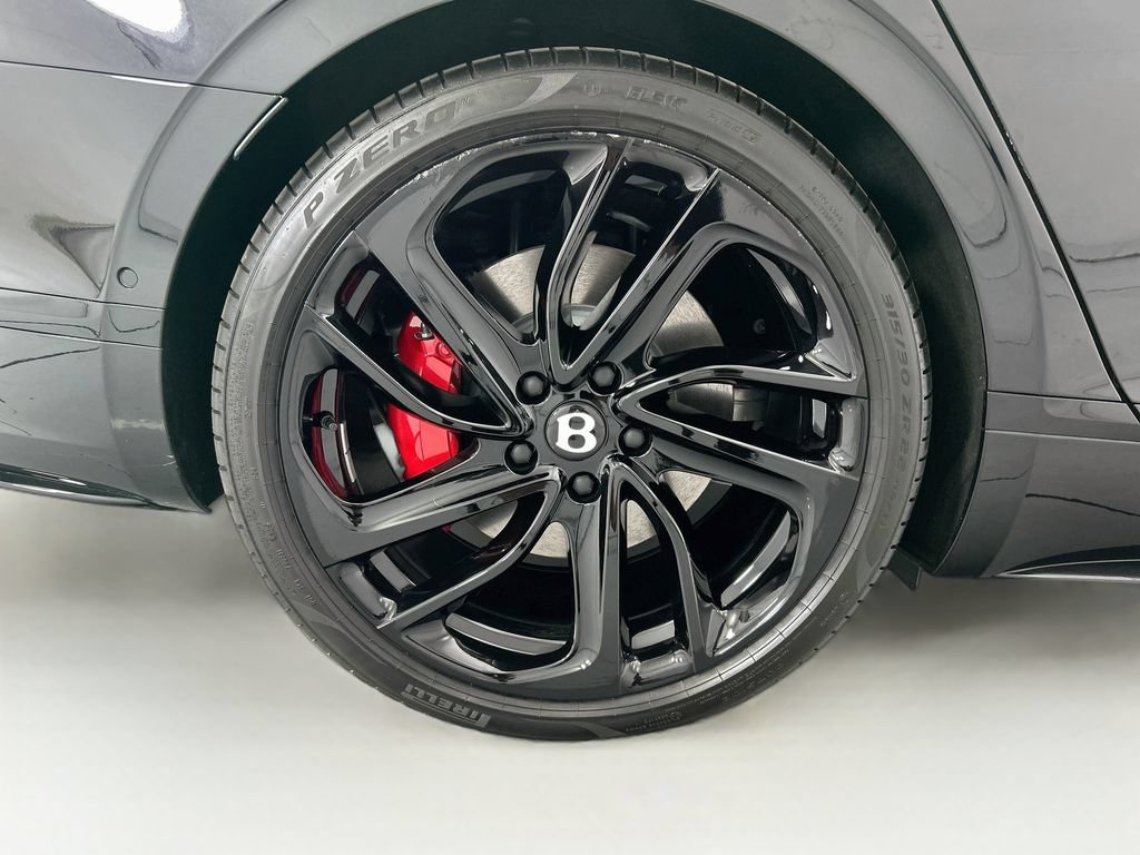 Used 2026 Bentley Flying Spur Plug-In Hybrid AWD/4WD image 32