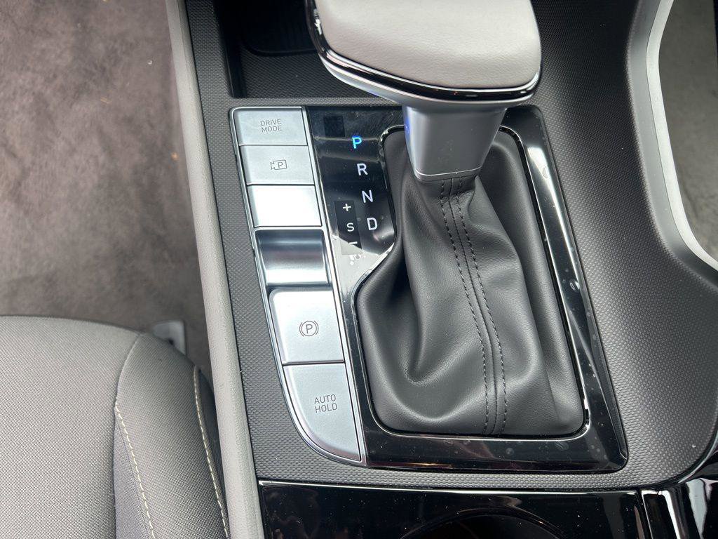 New 2026 Hyundai Elantra SEL Sport Premium image 22