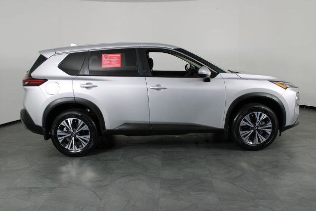 Certified 2023 Nissan Rogue SV image 15