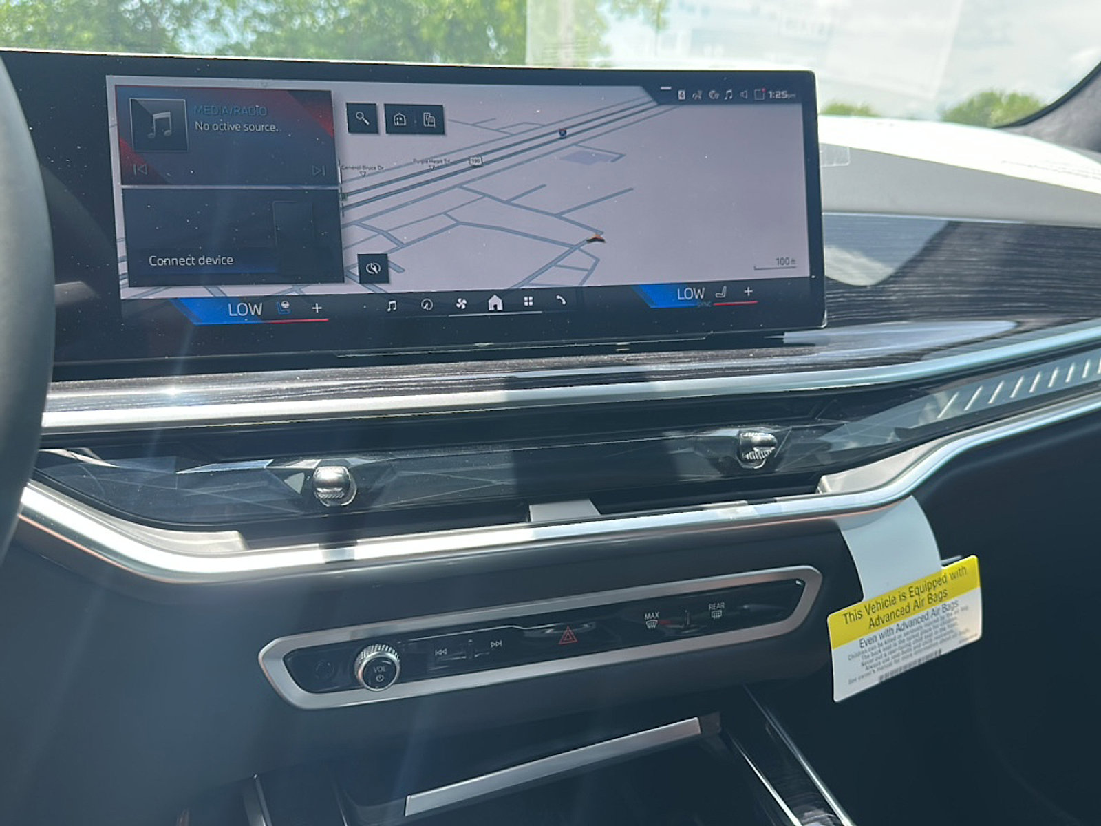 New 2026 BMW X7 M60i image 21