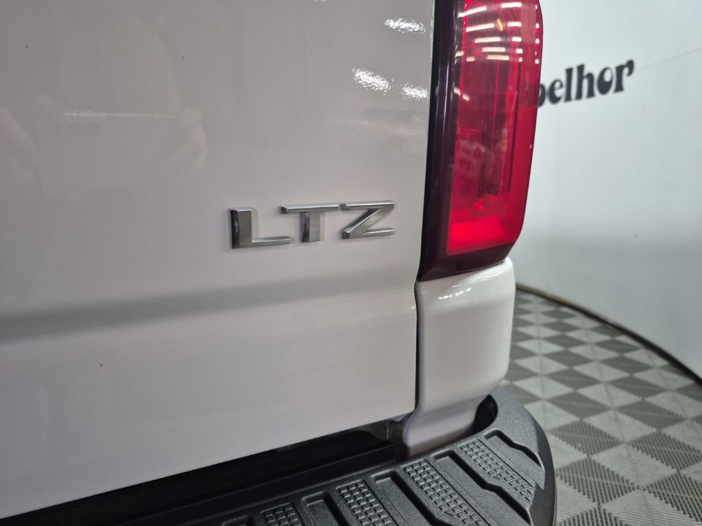 Used 2020 Chevrolet Silverado 2500 LTZ w/ LTZ Convenience Package AWD/4WD image 26