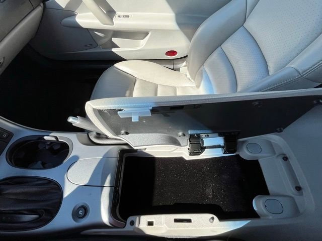 Used 2006 Chevrolet Corvette Coupe w/ Preferred Equipment Group image 21