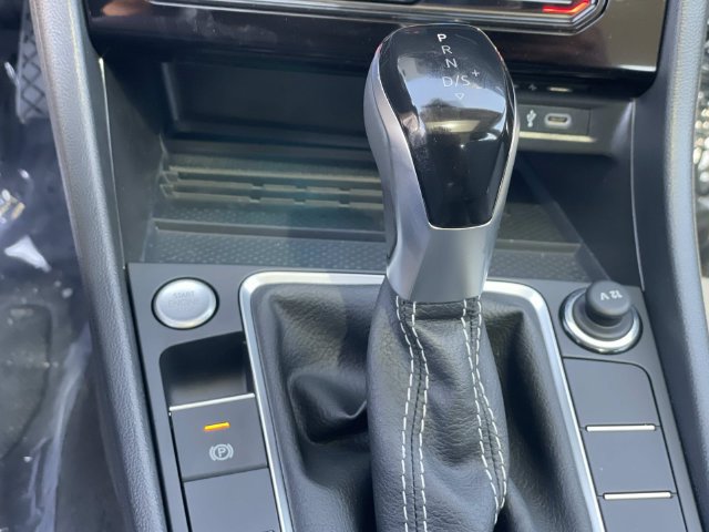 New 2027 Volkswagen Jetta SEL FWD image 17